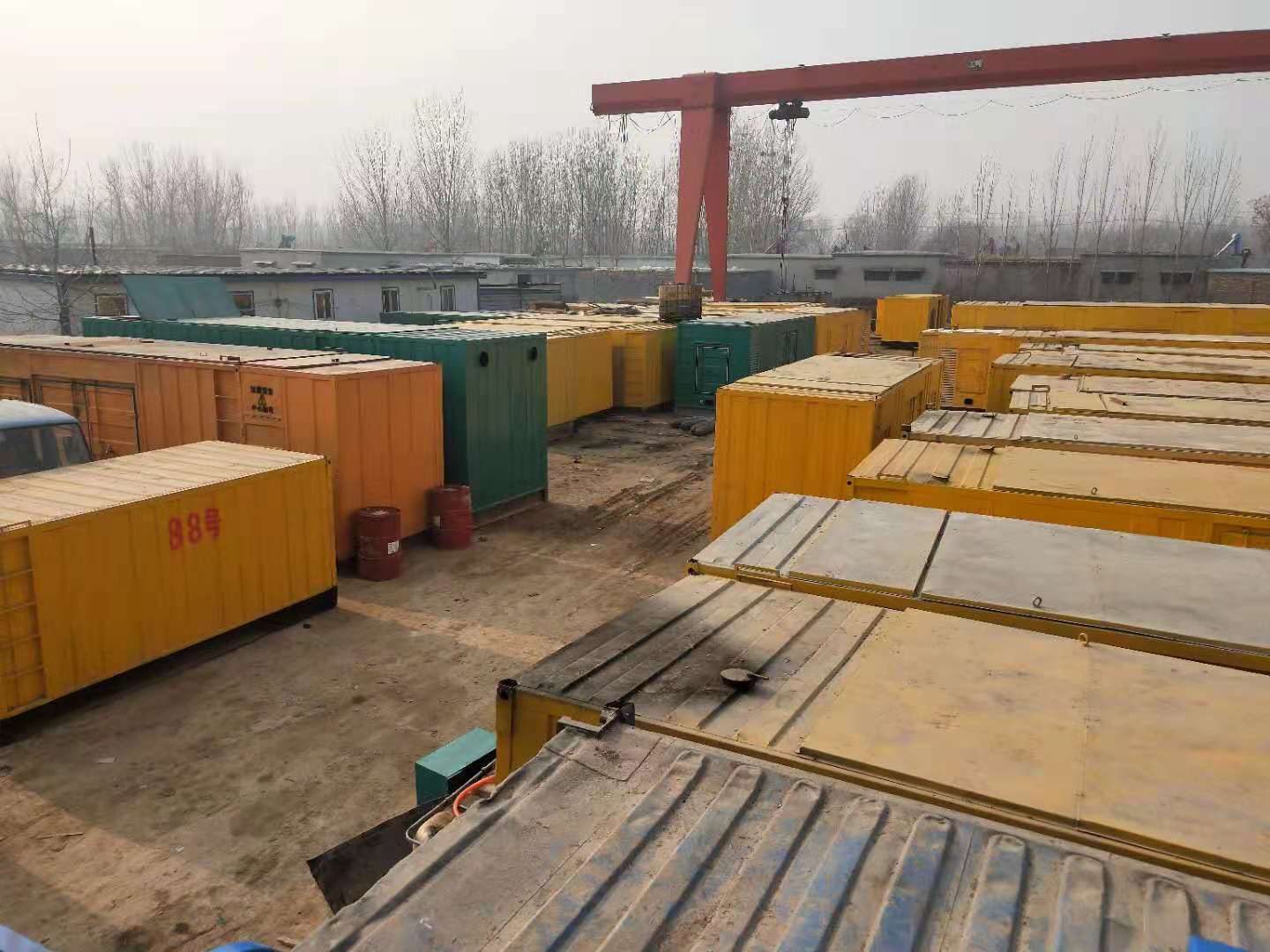 江宁租赁发电机-灰尘、风沙对柴油发电机组造成哪些不良影响？