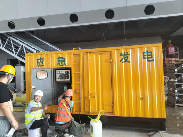 江宁怎样判断空气滤清器是否需要更换？